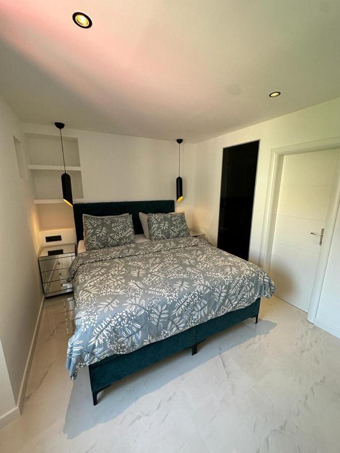 Madonna Luxury Rooms Сплит Екстериор снимка